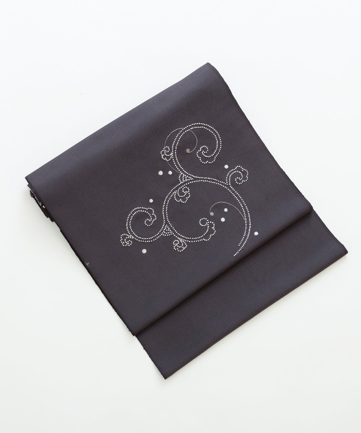相良刺繍九寸名古屋帯 波がしら唐草
