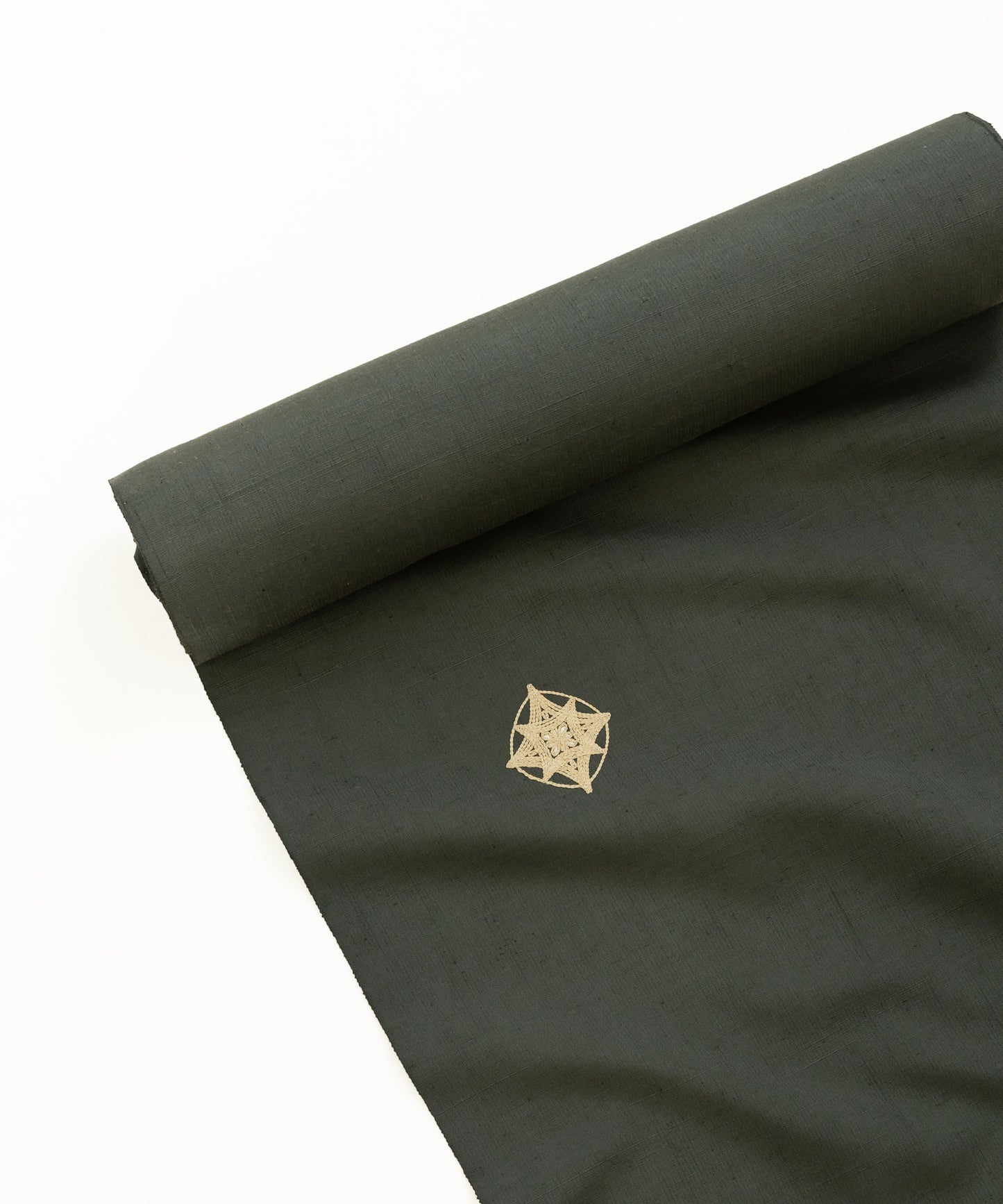 ムガシルク 刺繍着尺「深いグリーン」