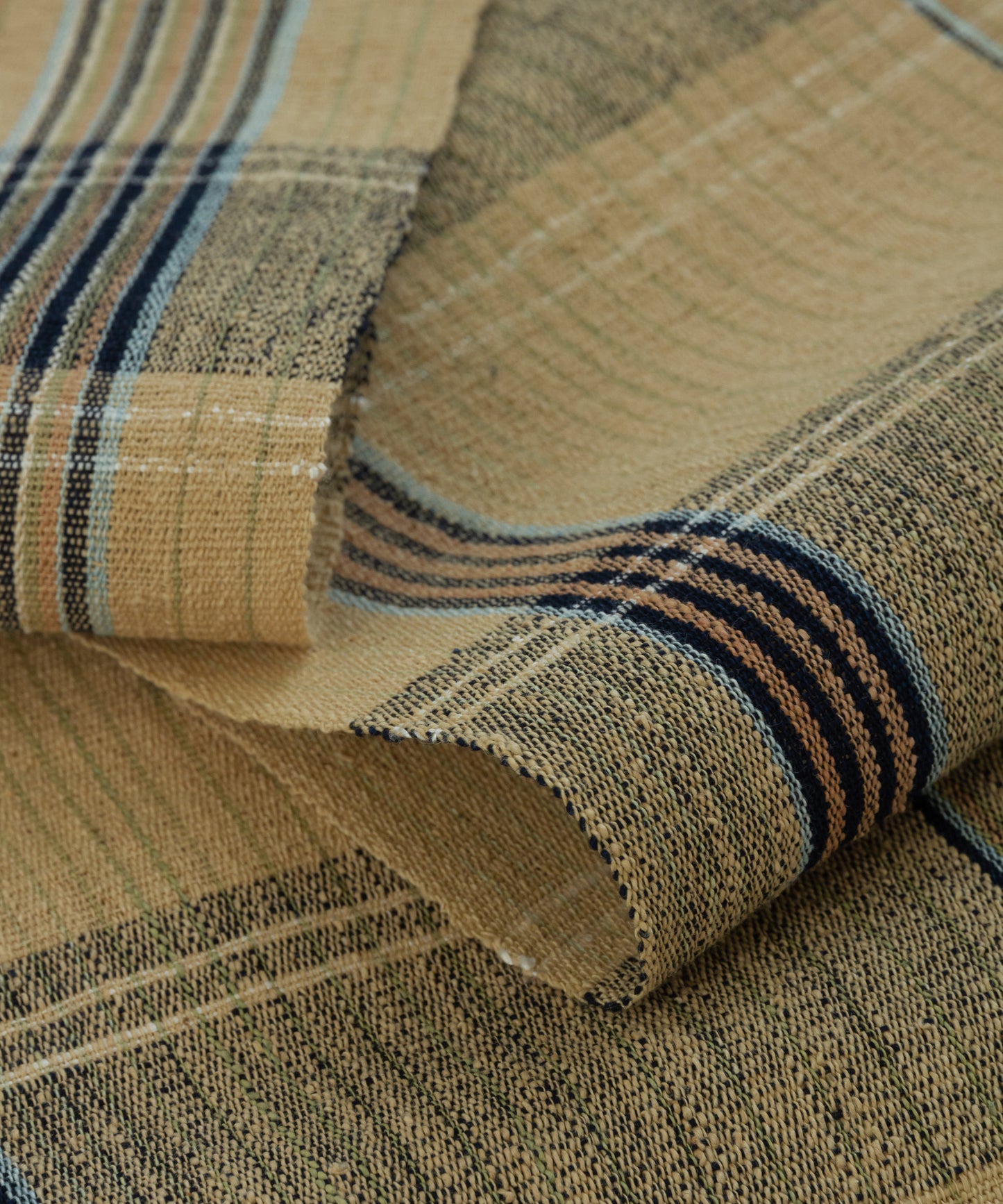 丹波布八寸帯 荒木幸子作「やしゃぶし、栗、藍、こぶな草」