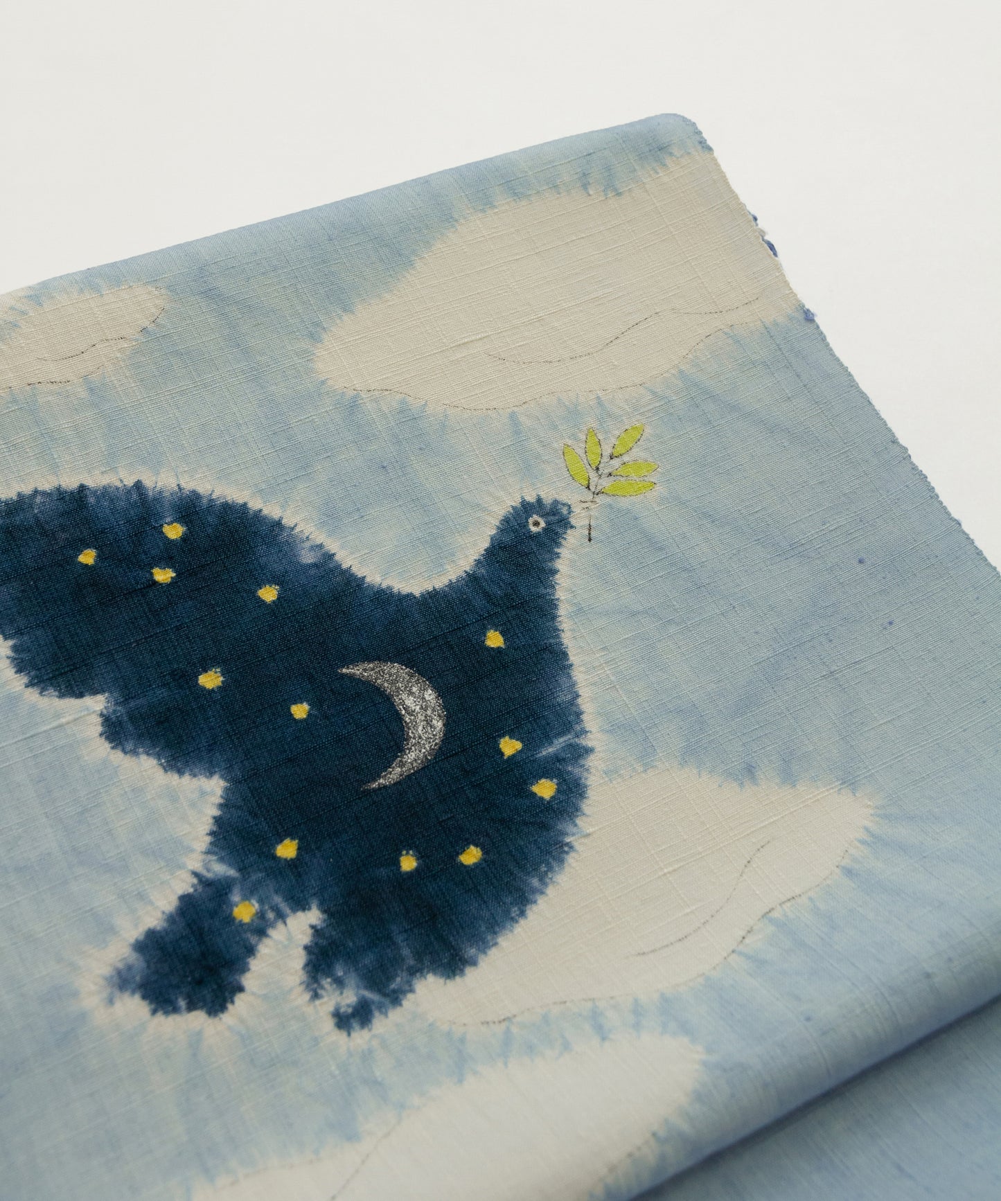 森健持作 辻ヶ花染め九寸名古屋帯「青い空白い雲の夜景」