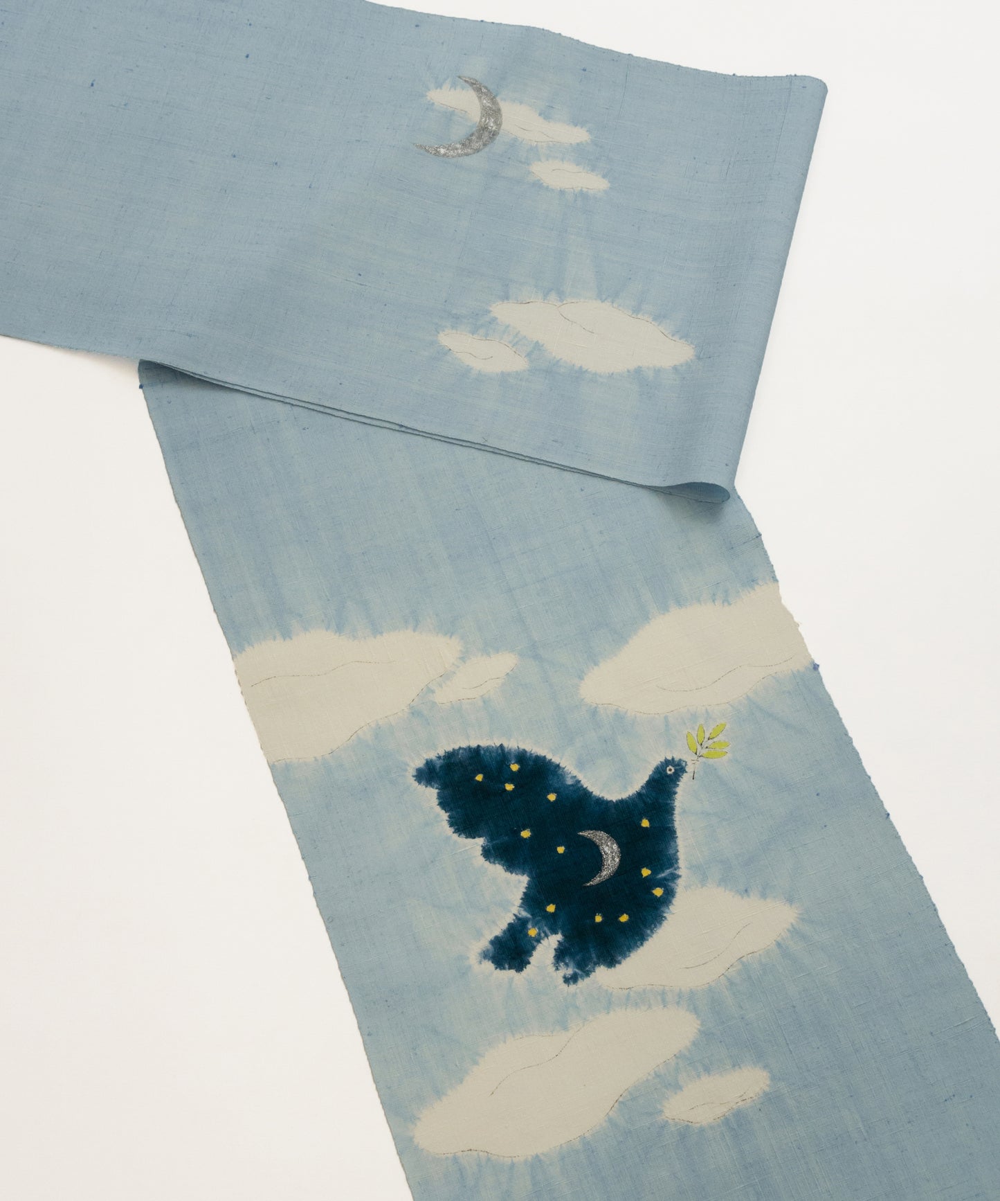 森健持作 辻ヶ花染め九寸名古屋帯「青い空白い雲の夜景」