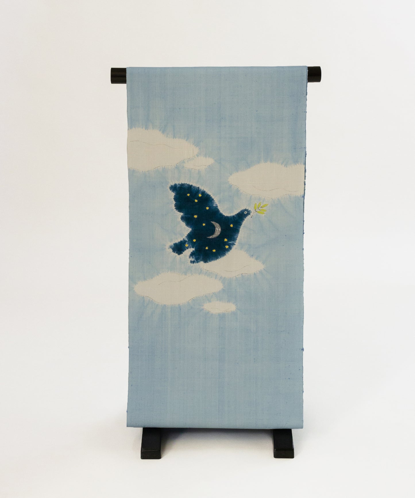 森健持作 辻ヶ花染め九寸名古屋帯「青い空白い雲の夜景」