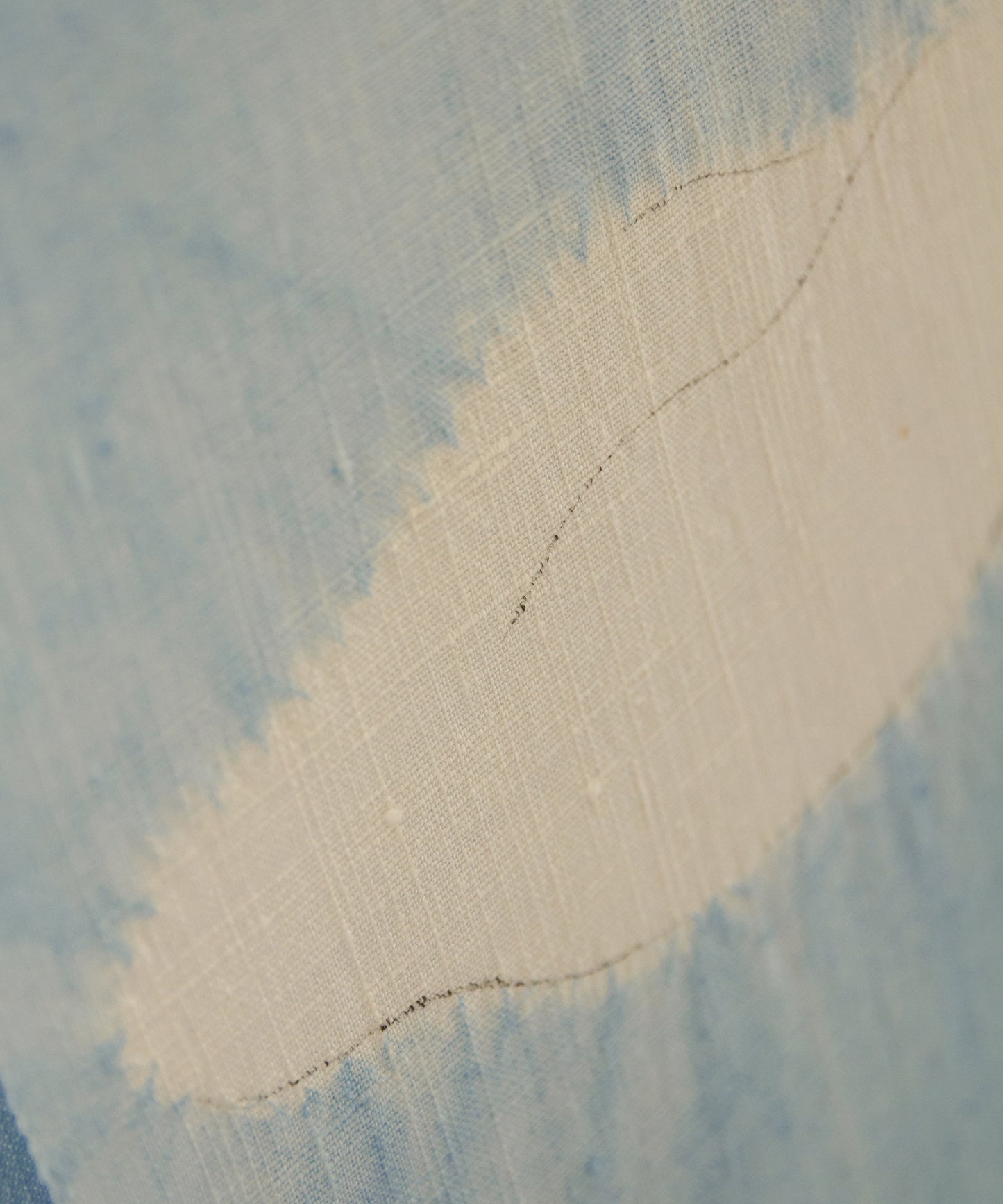 森健持作 辻ヶ花染め九寸名古屋帯「青い空白い雲の夜景」