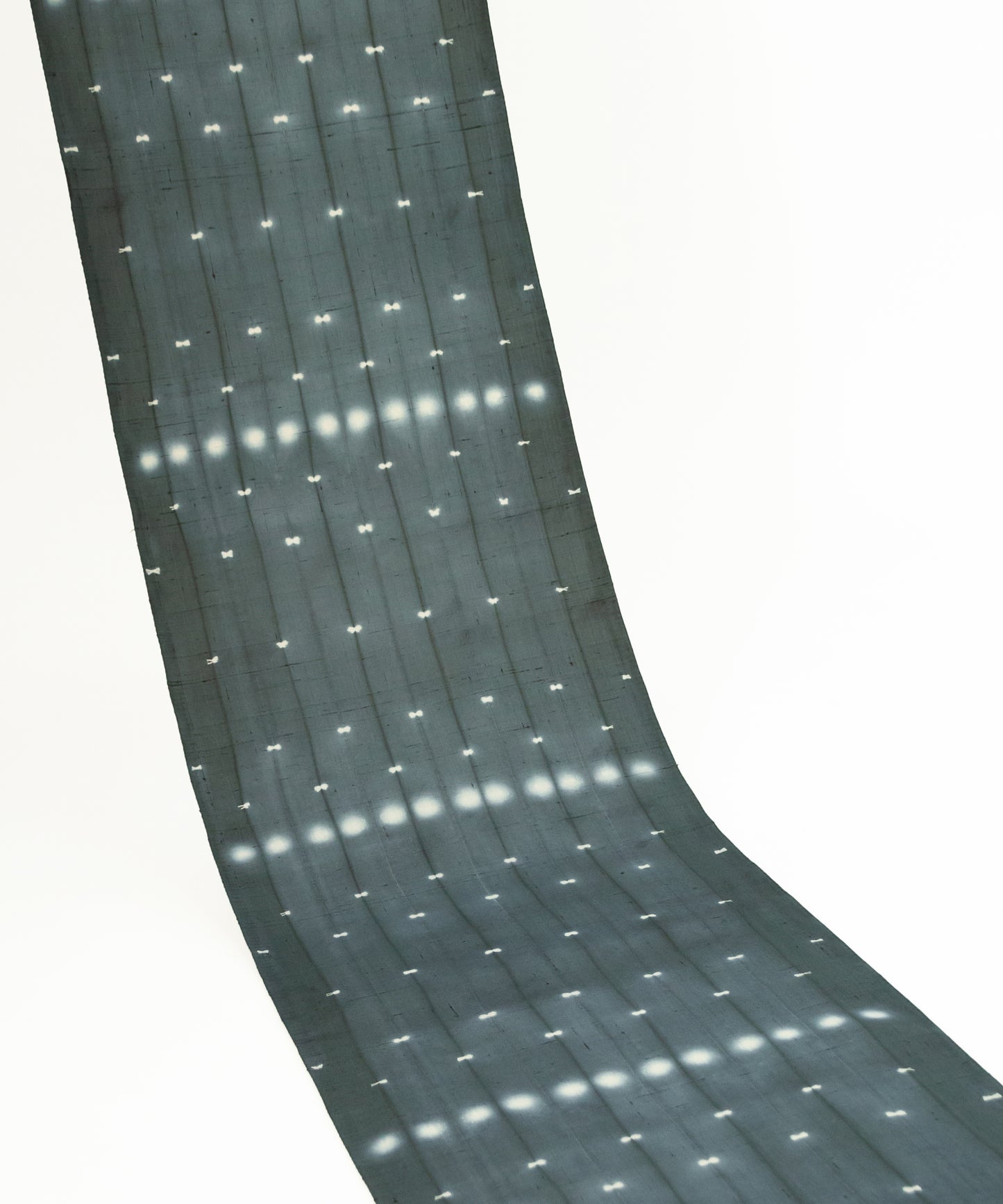 しょうざん生紬着尺「ほたる絞り くすんだ青緑」