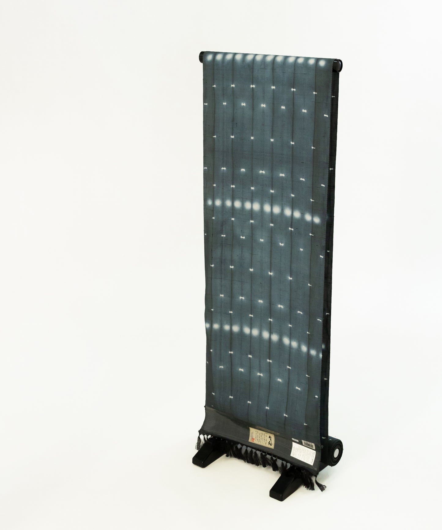 しょうざん生紬着尺「ほたる絞り くすんだ青緑」