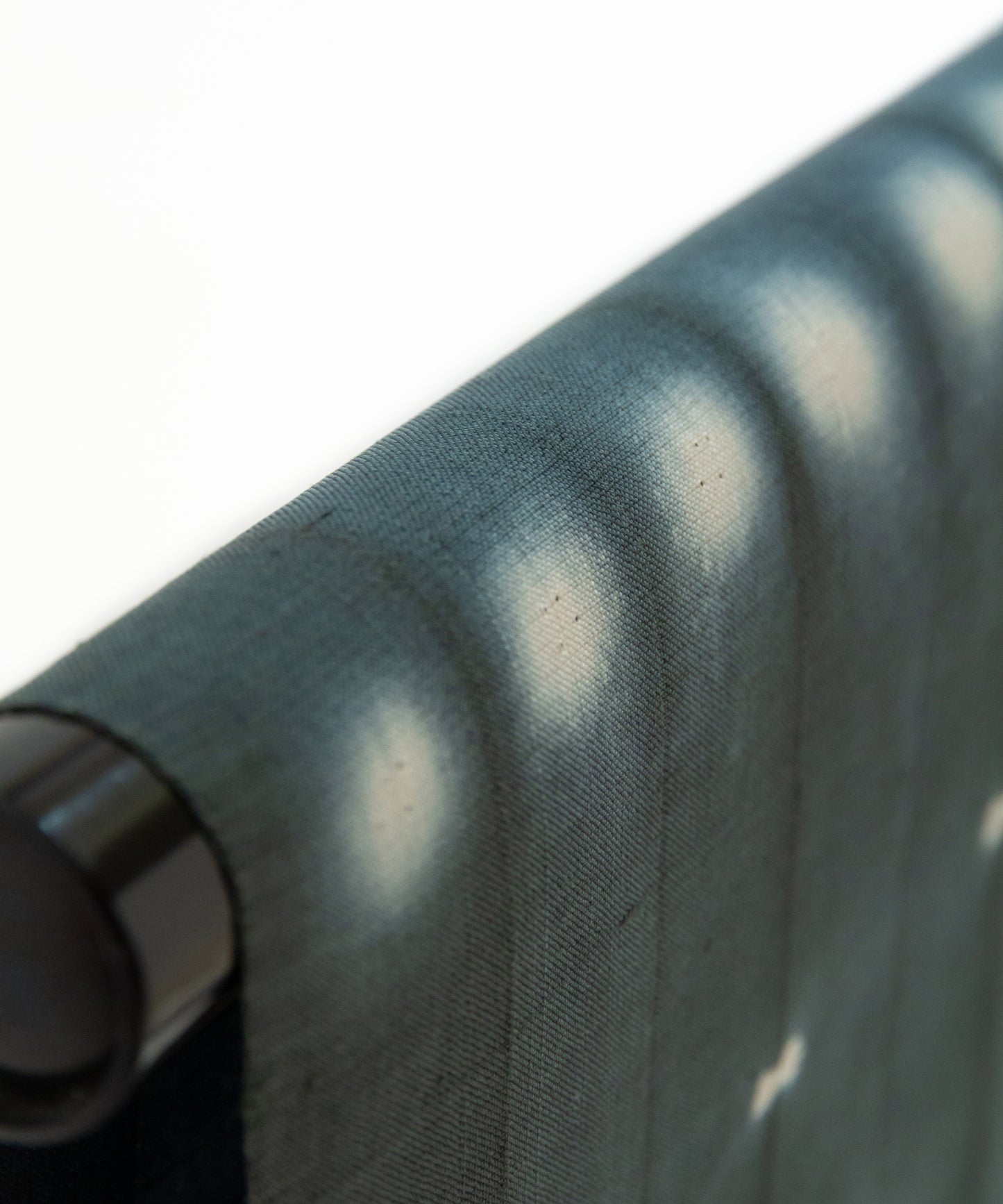 しょうざん生紬着尺「ほたる絞り くすんだ青緑」