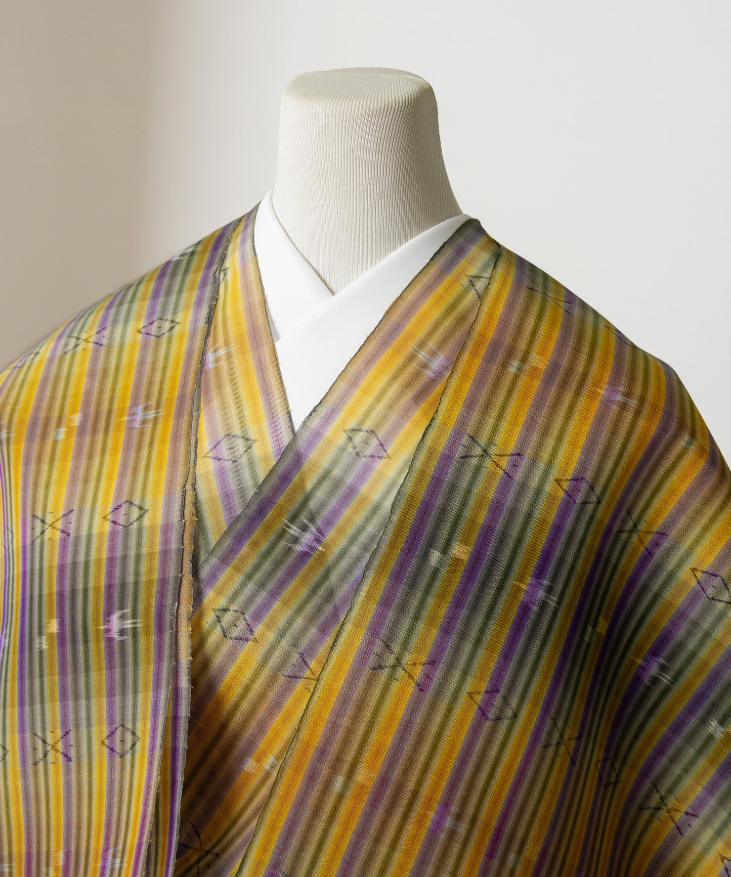 壁上布 琉球かすり着尺 大城誠光織物工房制作「四色の縦縞」