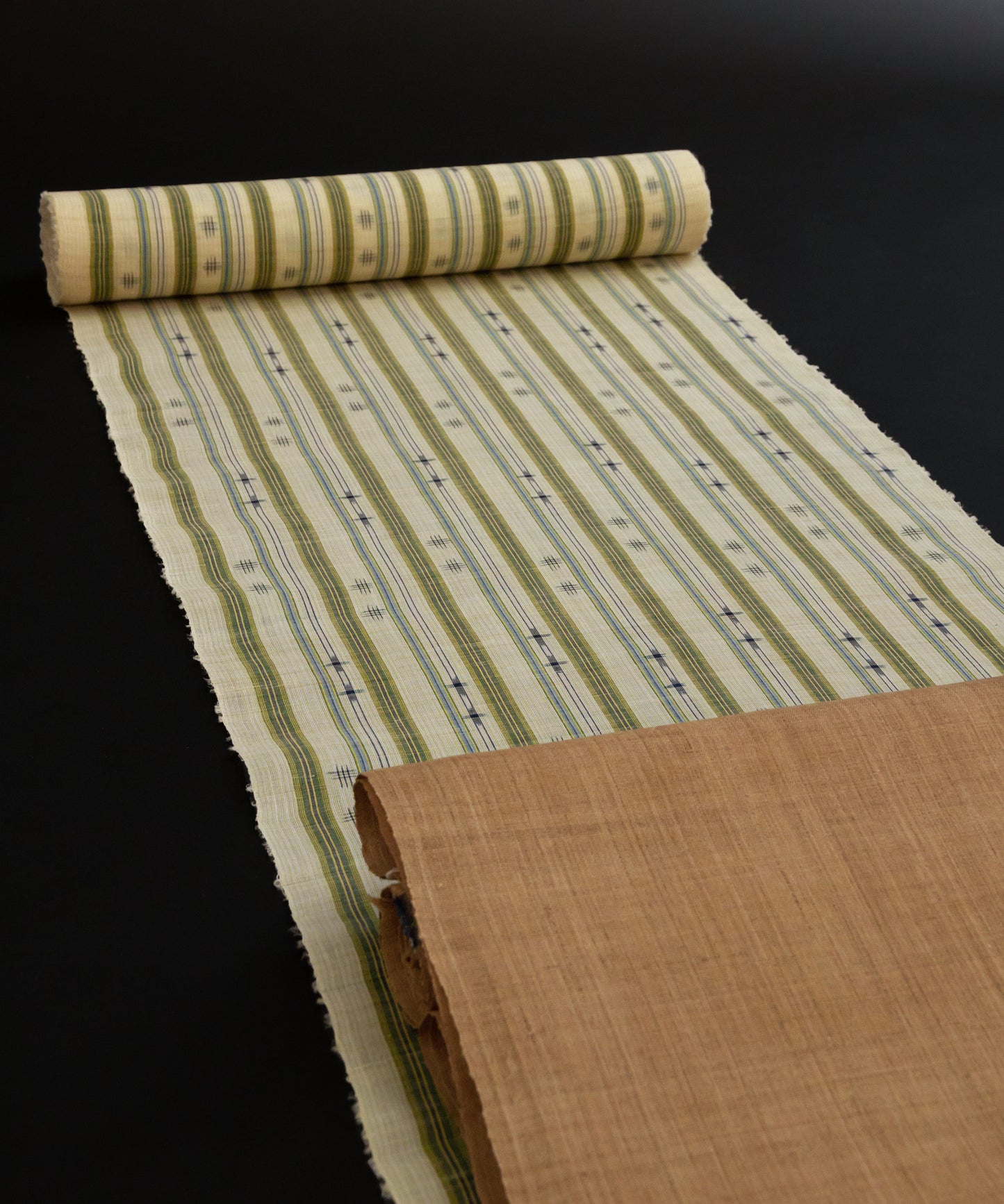 Genuine hemp ancient Echigo Jofu "Mosquito Kasuri" 