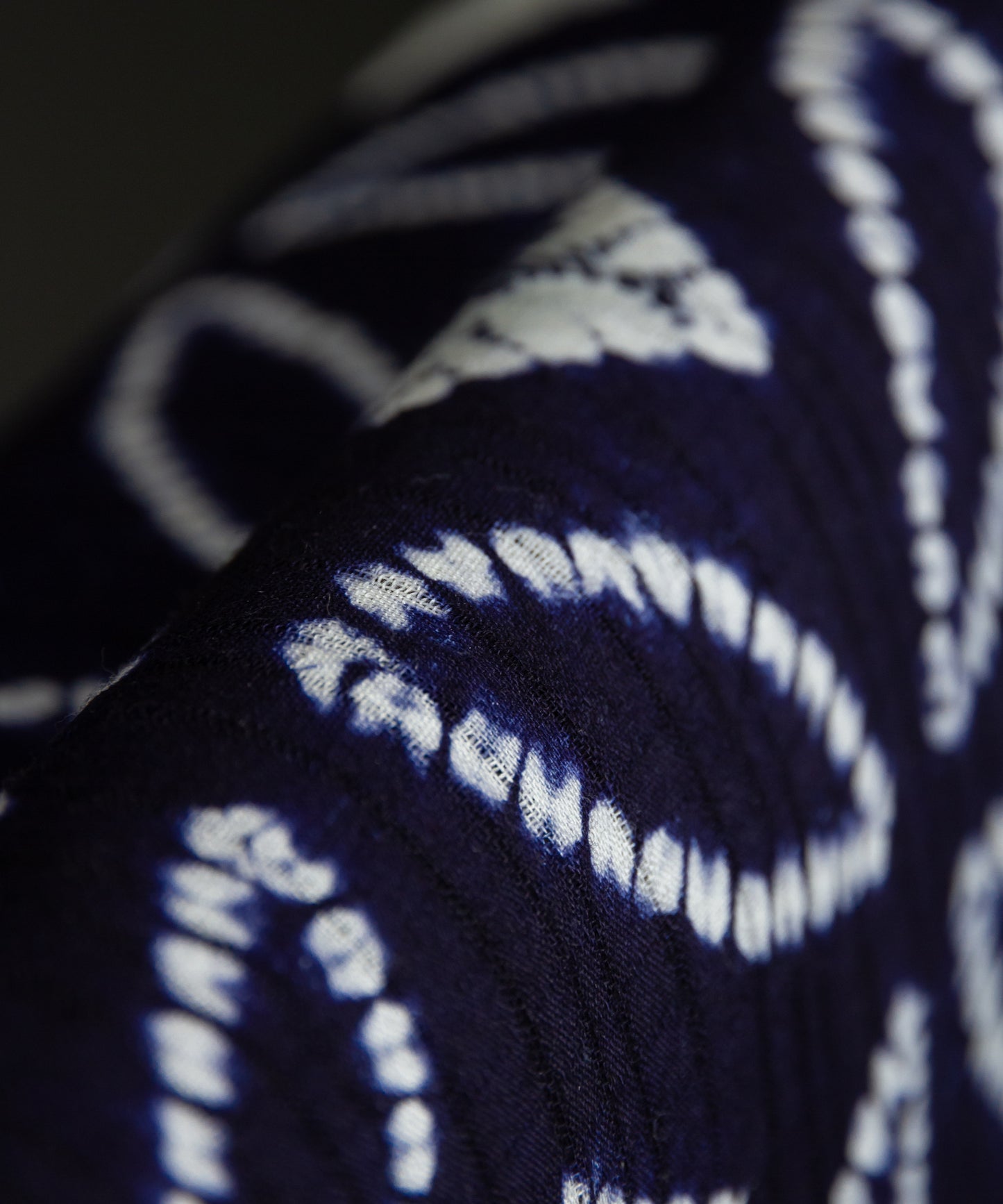 有松鳴海絞り 縫い巻上げ絞り「総七宝」