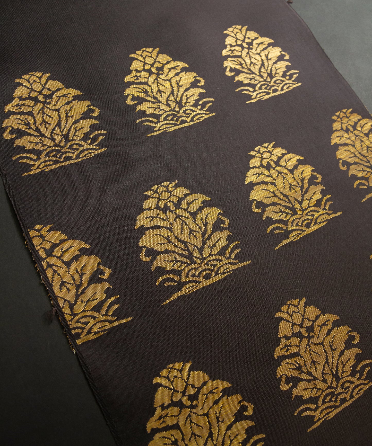 Kenji Katsuyama Nine size Nagoya obi "Turkish flower pattern"