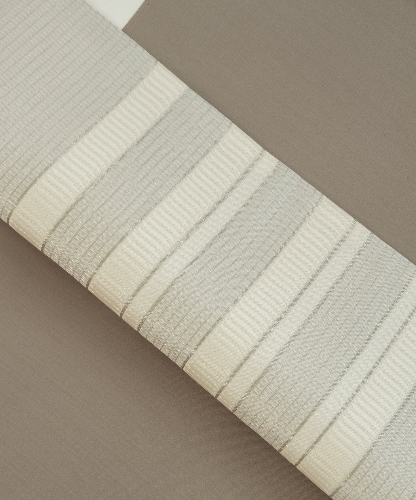 京都小阪 真糊糸目友禅小紋「松の丸」＊＊価格に付きましてはお気軽にお問い合わせください＊＊