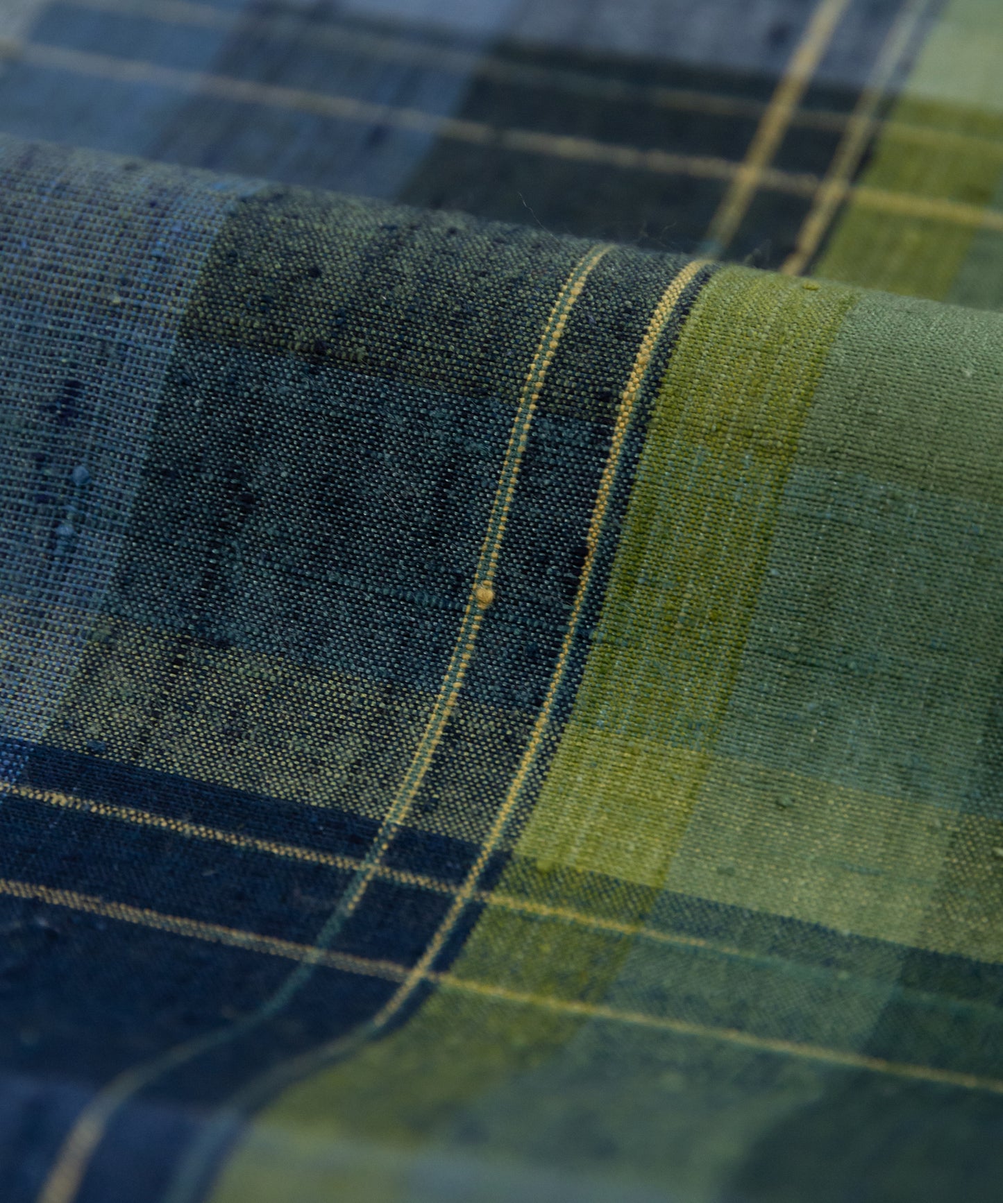 士乎路紬「青色緑色 暈し格子」