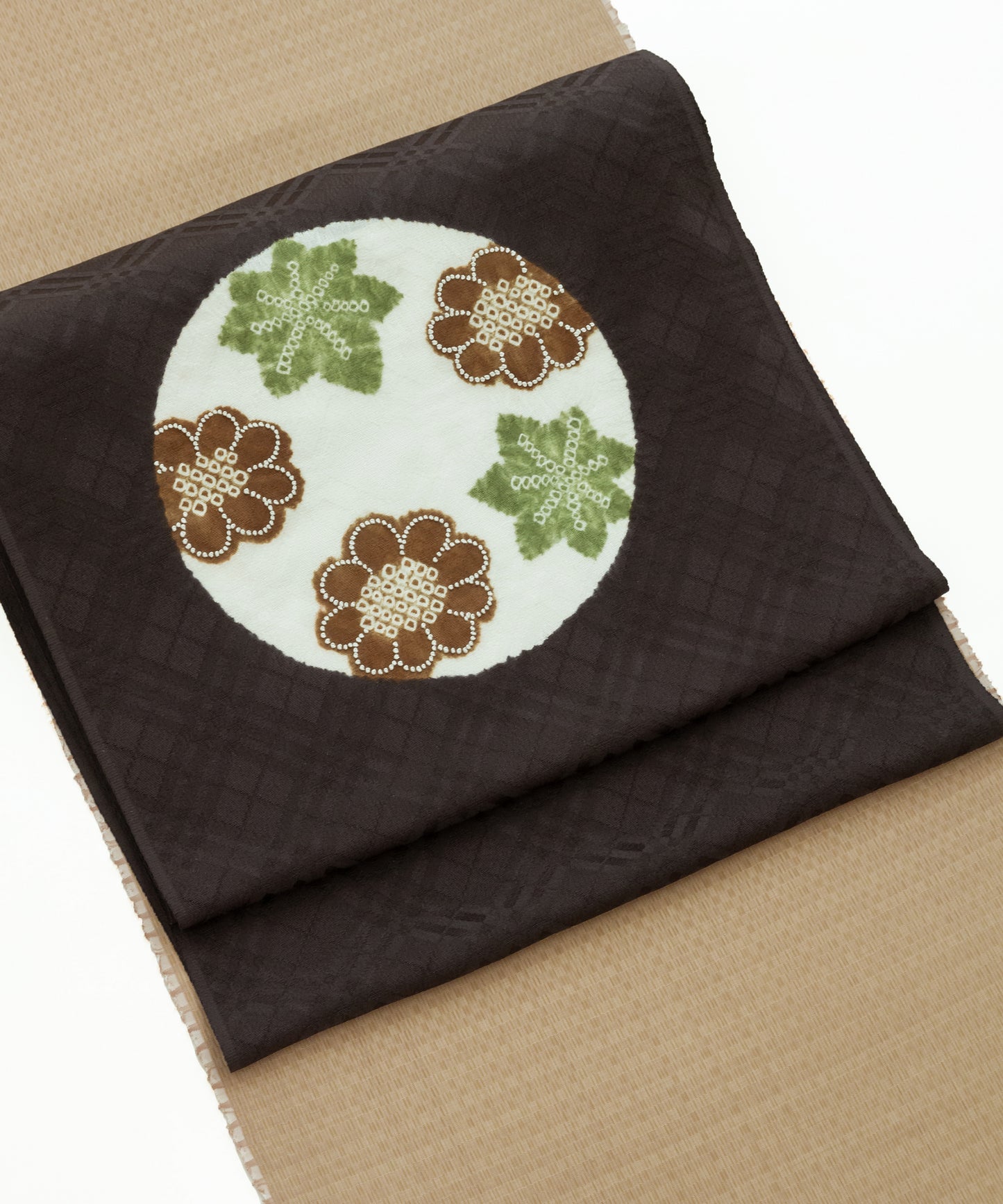 丸太遠藤 絞り九寸名古屋帯「丸取りに菊楓」※価格はお問い合わせくださいませ※