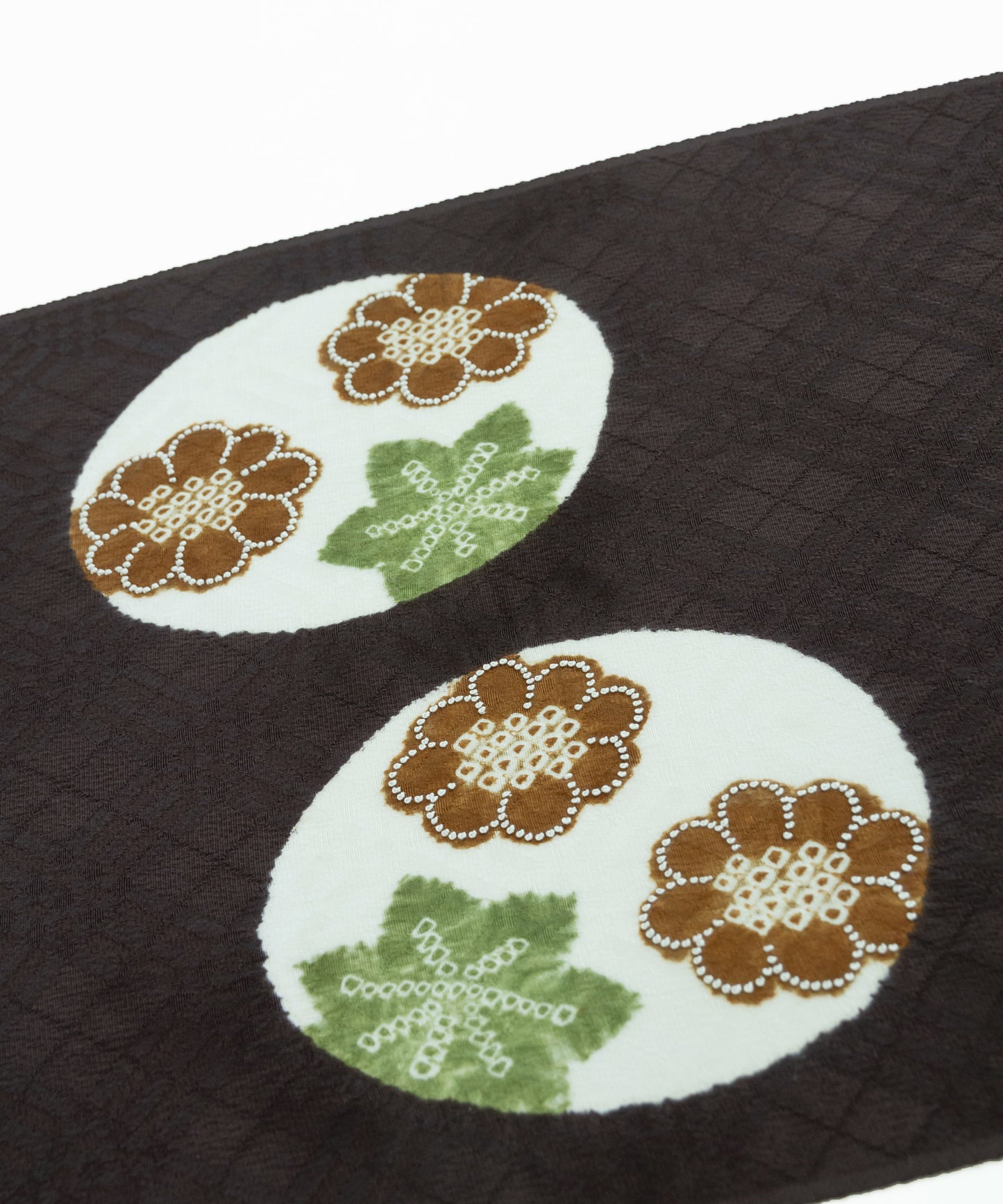 丸太遠藤 絞り九寸名古屋帯「丸取りに菊楓」※価格はお問い合わせくださいませ※